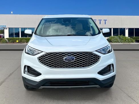 Certified 2024 Ford Edge SEL w/ Convenience Package image 2