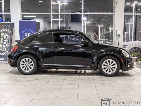 Used 2014 Volkswagen Beetle 1.8T image 9