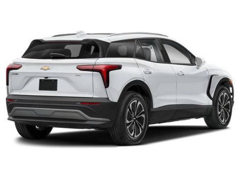 Used 2025 Chevrolet Blazer EV LT FWD image 3