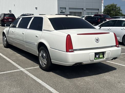 Used 2007 Cadillac DTS FWD image 10