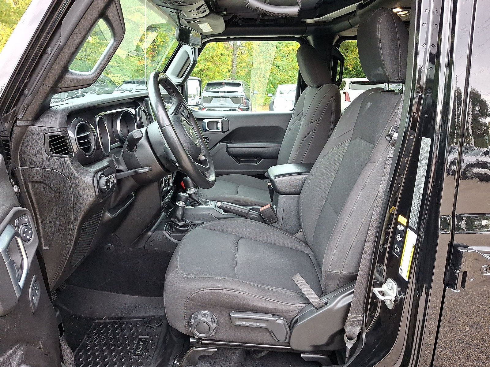 Used 2022 Jeep Wrangler Unlimited Sport AWD/4WD image 11