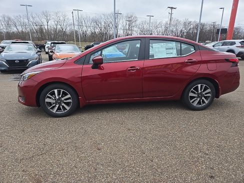 New 2025 Nissan Versa SV w/ Trunk Package image 4
