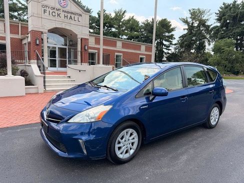Used 2012 Toyota Prius V Three FWD image 1