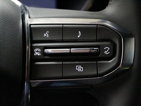 New 2026 GMC Canyon Elevation w/ Convenience Package image 23