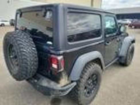 Used 2019 Jeep Wrangler Sport image 2