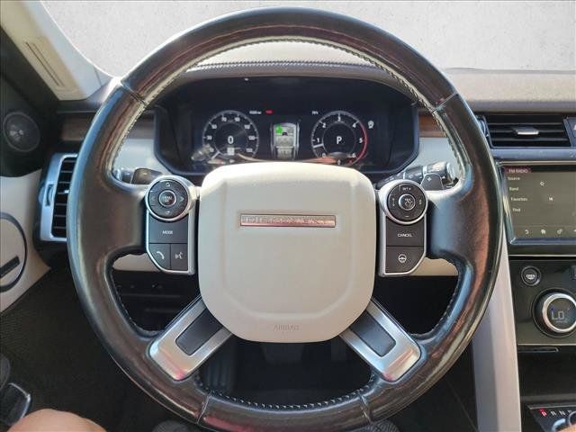 Used 2018 Land Rover Discovery HSE Luxury AWD/4WD image 19