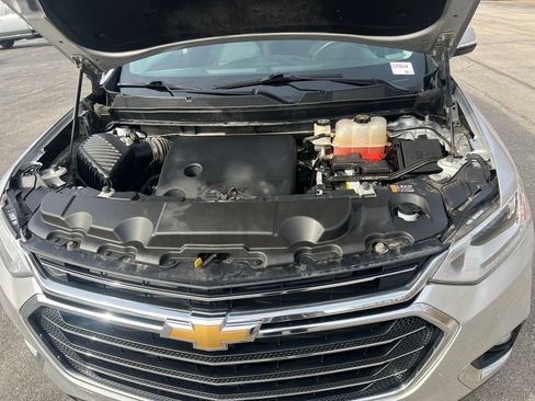 Used 2019 Chevrolet Traverse LT image 26