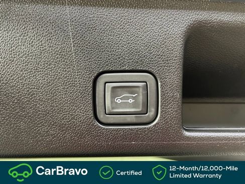 Used 2024 Chevrolet Equinox EV LT FWD image 7