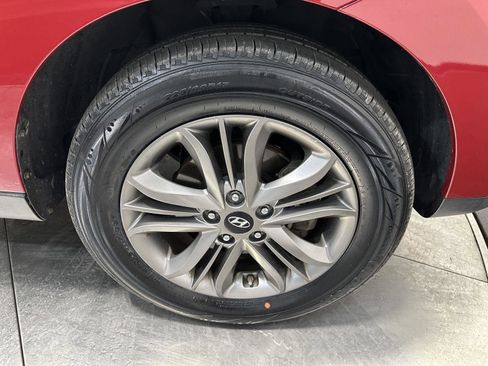 Used 2014 Hyundai Tucson SE image 12