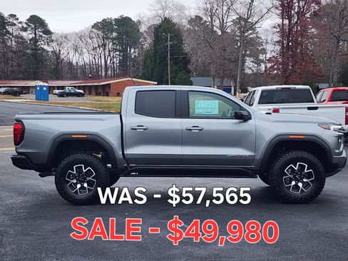 Used 2025 GMC Canyon AT4 w/ AT4X Package image 2