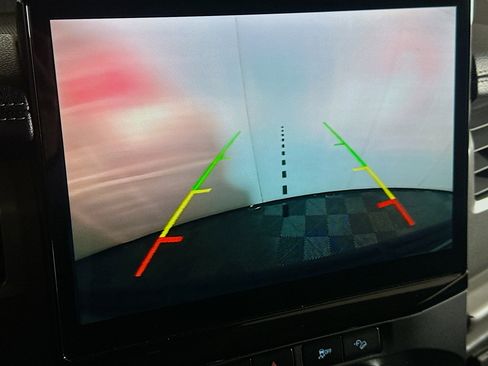 Used 2024 Ford Expedition Max XLT image 22