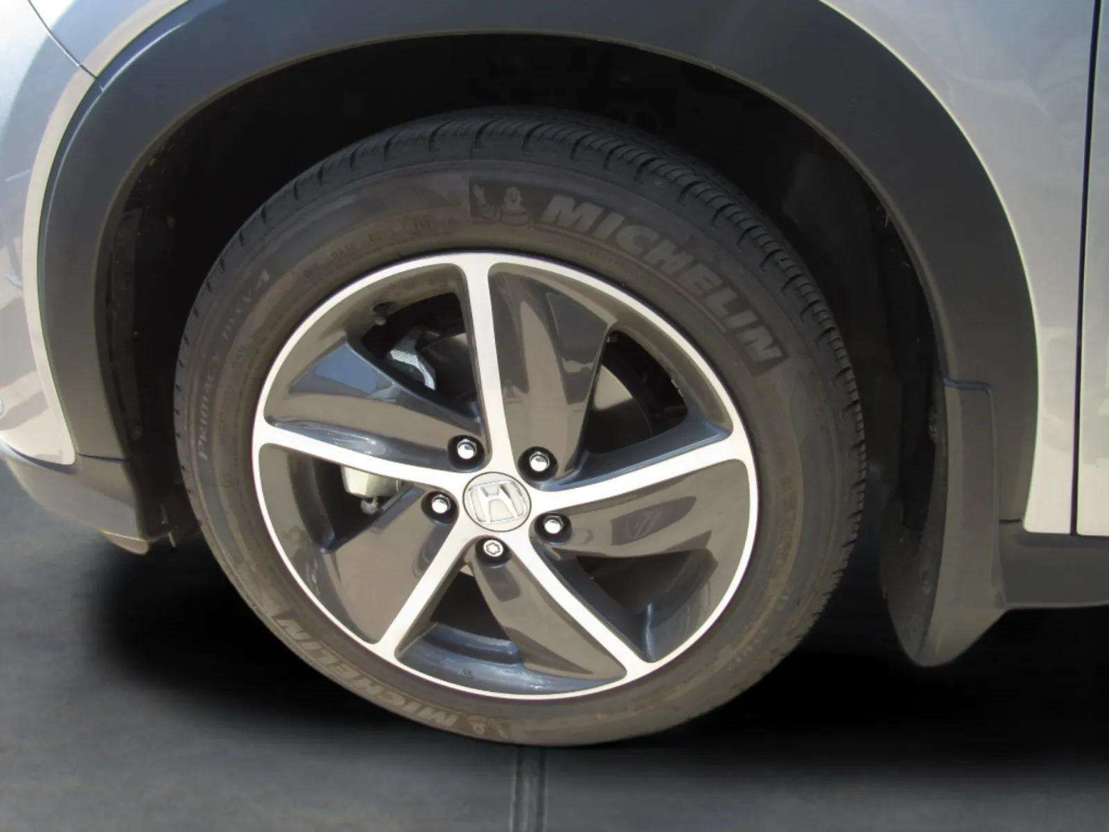 Used 2022 Honda HR-V EX-L image 5