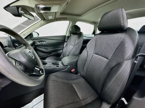 Certified 2025 Honda Accord SE image 26
