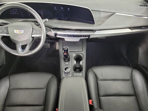 Certified 2025 Cadillac XT4 Premium Luxury image 15