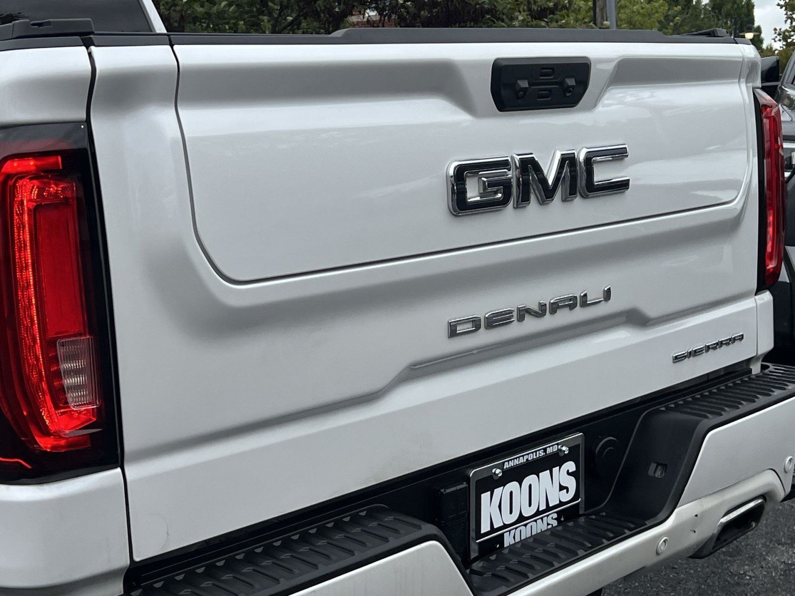 Used 2024 GMC Sierra 1500 Denali Ultimate AWD/4WD image 31