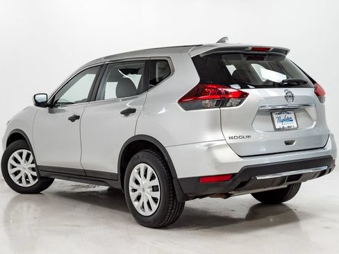 Used 2020 Nissan Rogue S FWD image 22