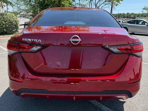 Used 2025 Nissan Sentra SV w/ All-Weather Package FWD image 6