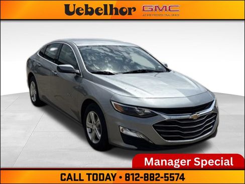 Used 2024 Chevrolet Malibu LT FWD image 1