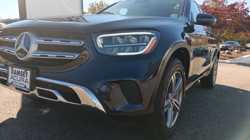 Used 2021 Mercedes-Benz GLC 300 4MATIC image 9
