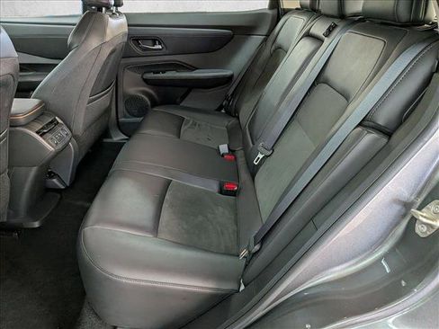 Used 2023 Nissan Ariya FWD image 27