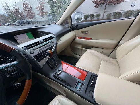 Used 2011 Lexus RX 350 2WD w/ Premium Pkg image 16