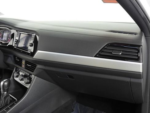 Used 2019 Volkswagen Jetta R-Line FWD image 14