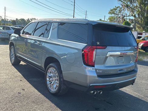 Used 2024 GMC Yukon XL Denali w/ Denali Reserve Package AWD/4WD image 5