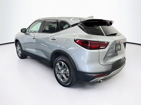 Used 2026 Chevrolet Blazer LT FWD image 5