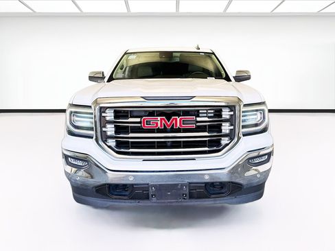 Used 2018 GMC Sierra 1500 SLT image 2