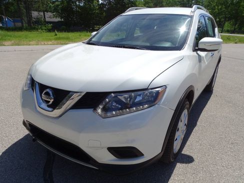 Used 2015 Nissan Rogue AWD S 2.5L 4-Cyl SUV image 4