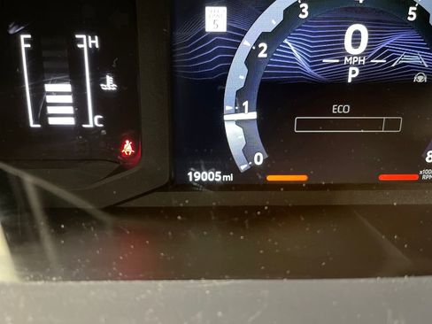 Used 2025 Toyota 4Runner SR5 image 19