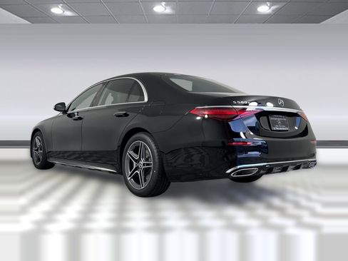 New 2026 Mercedes-Benz S 580e 4MATIC Sedan image 3
