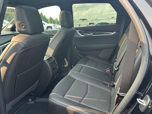 Used 2023 Cadillac XT5 Premium Luxury AWD/4WD image 10