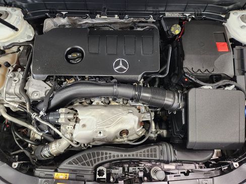 Used 2022 Mercedes-Benz GLB 250 image 54