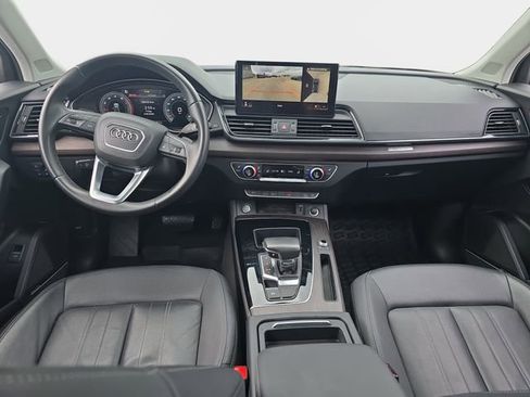 Used 2022 Audi Q5 Premium w/ Premium Plus Package AWD/4WD image 10