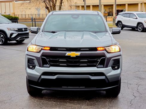 Used 2023 Chevrolet Colorado LT w/ LT Convenience Package II image 4