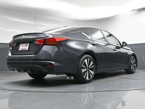 Used 2022 Nissan Altima 2.5 SV image 25