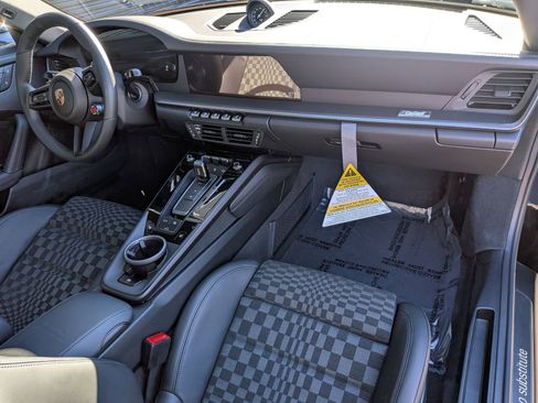 Used 2026 Porsche 911 Carrera image 24