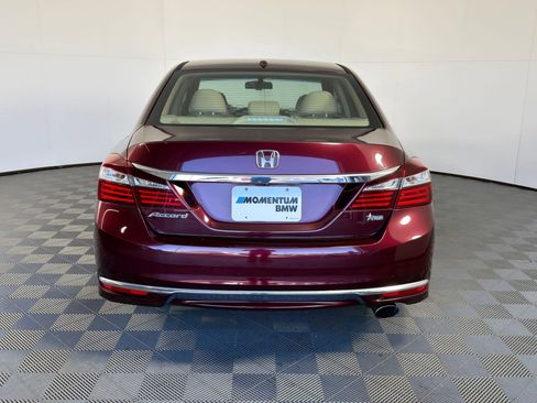 Used 2016 Honda Accord EX-L image 10