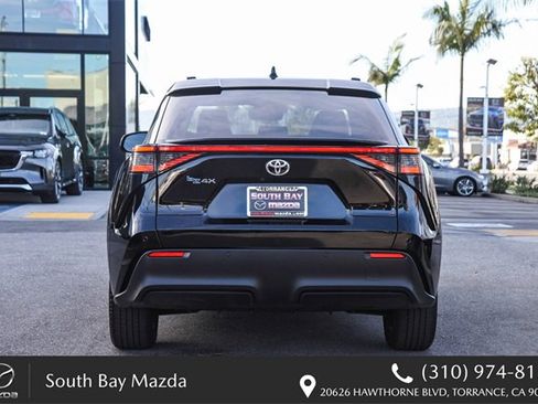 Used 2023 Toyota bZ4X XLE image 7