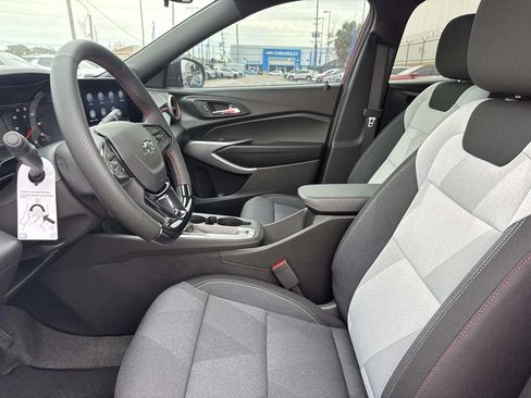 New 2026 Chevrolet Trax RS w/ Sunroof Package FWD image 16