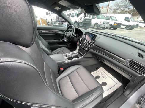 Used 2022 Honda Accord Sport image 33
