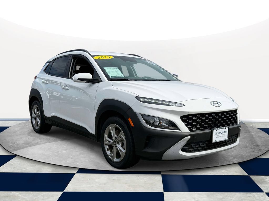 Certified 2023 Hyundai Kona SEL w/ Winter Weather Package AWD/4WD image 1