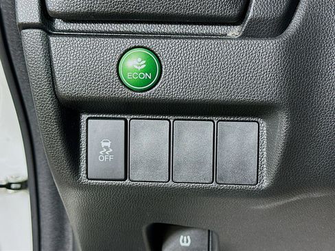 Used 2017 Honda Fit LX image 17