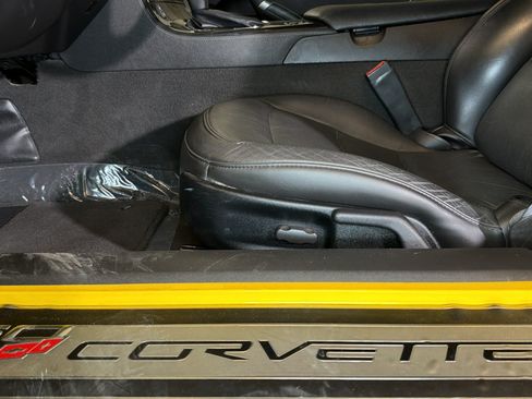 Used 2013 Chevrolet Corvette Coupe w/ 3LT Preferred Equipment Group RWD image 21