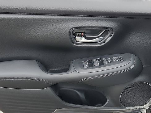 New 2026 Honda HR-V EX-L image 9