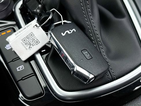 Certified 2024 Kia Seltos X-Line AWD/4WD image 37