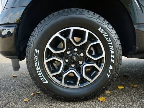 Used 2023 Ford F150 Lariat image 35