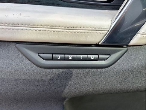 Used 2022 Land Rover Discovery Sport SE R-Dynamic image 22