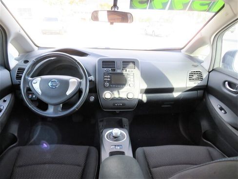 Used 2014 Nissan Leaf S w/ Charge Package FWD image 10
